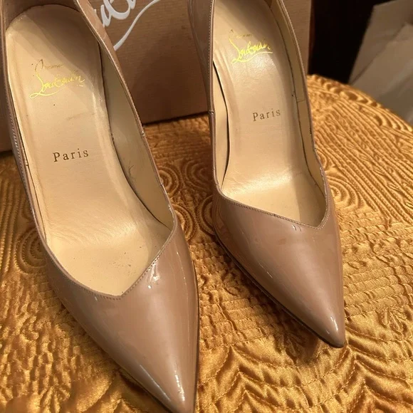 Christian Louboutin PRICE DROP EFFECTIVE. March 28, thru April 10th, 2026 - Picture 7 of 8